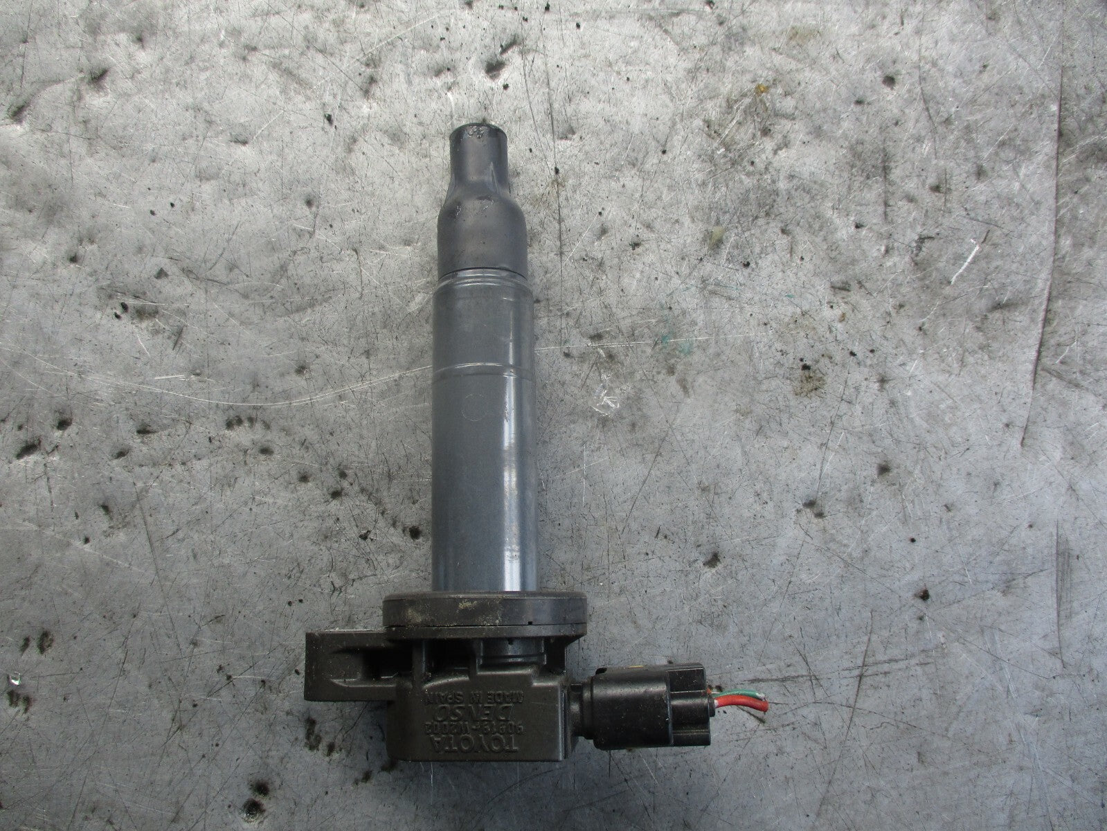 TOYOTA YARIS MK2 1.0 PETROL IGNITION COIL 10R034811