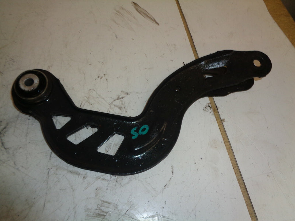 MERCEDES 2018 A CLASS W176 OSR DRIVER SIDE REAR CONTROL ARM A2463501006