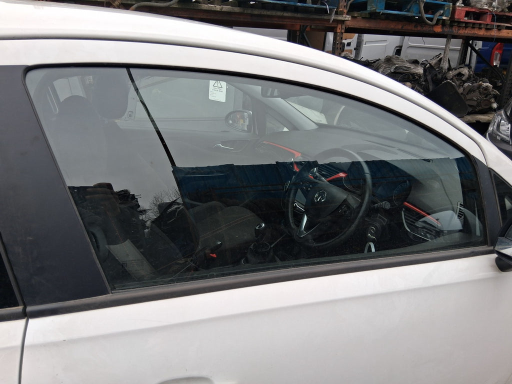2019 VAUXHALL CORSA E 3 DOOR OS DRIVER SIDE RIGHT WINDOW GLASS