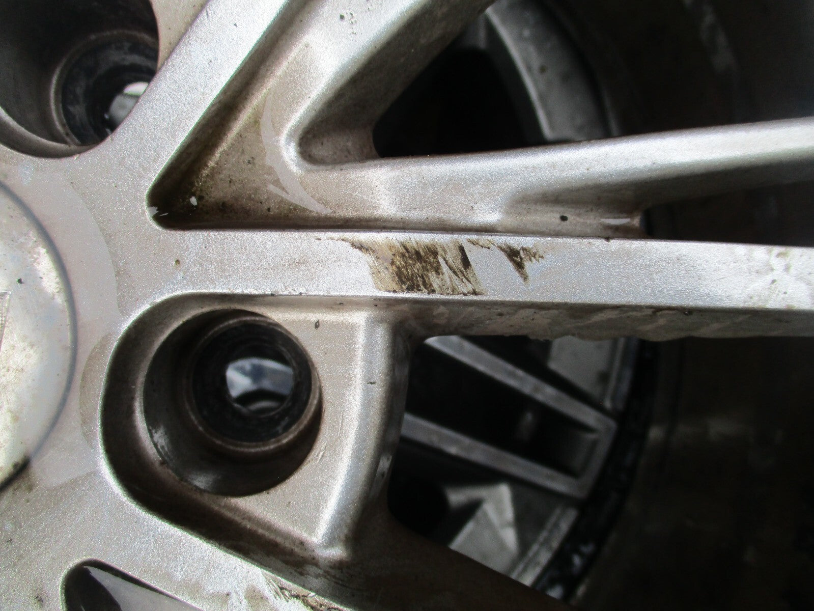 FORD MONDEO MK4 2010 17 INCH ALLOY WHEEL WITH TYRE 225/50R17