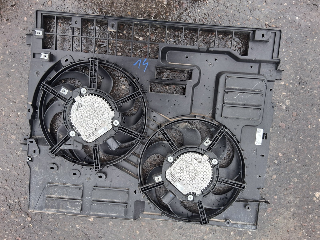 2024 RENAULT TRAFIC X82 MK3 2.0 DIESEL RADIATOR HOUSING & DOUBLE FAN 214815443R