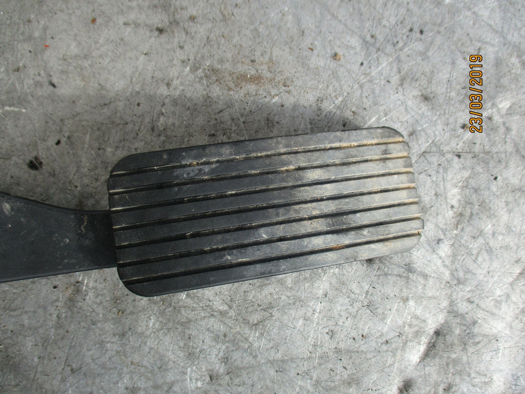 KIA RIO YB (MK4) ELECTRIC ACCELERATOR THROTTLE PEDAL 94001H8050