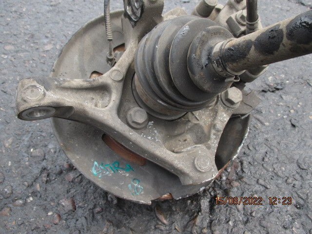 VAUXHALL ASTRA K 2018 1.4 PETROL NS PASSENGER SIDE FRONT HUB WITH BRAKE CALIPER