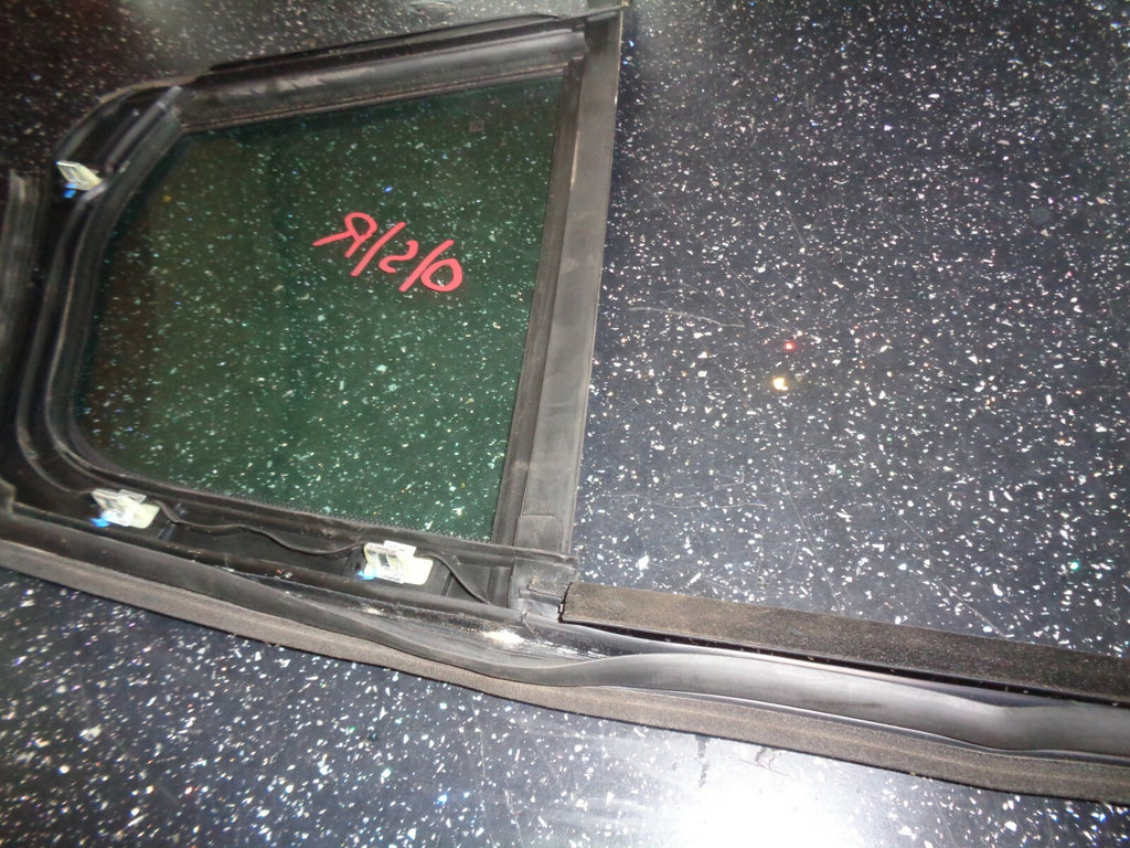 VAUXHALL INSIGNIA B 2019 OSR DRIVER SIDE REAR QUARTER GLASS