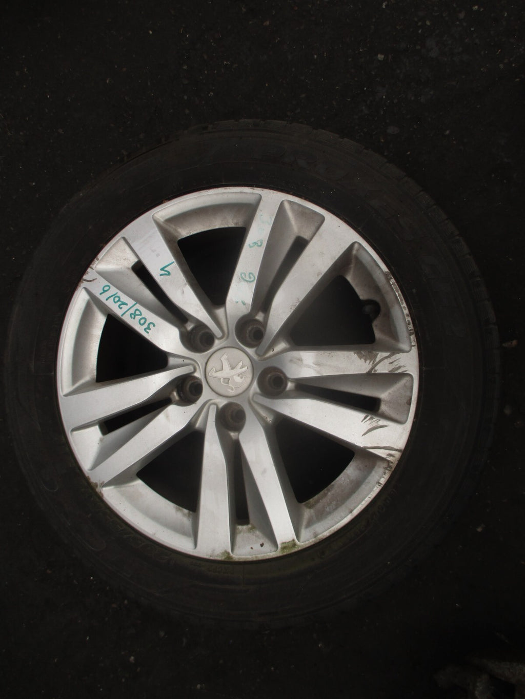 2014 PEUGEOT 308 MK2 16 INCH ALLOY WHEEL WITH TYRE 205/55R16 REF 4