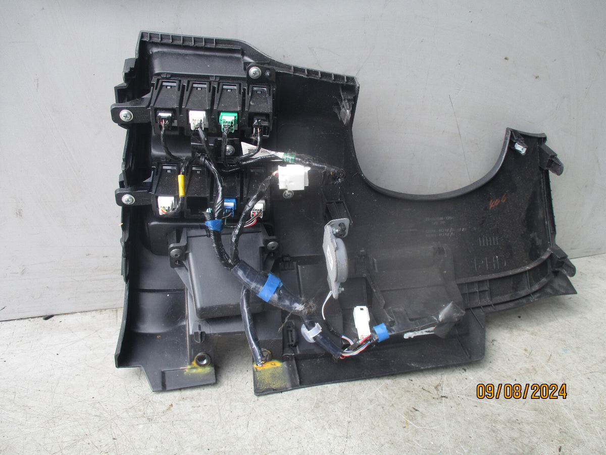2020 NISSAN X TRAIL MK3 T32  DASHBOARD KOWER TRIM SWITCH PANEL 681064CE0A