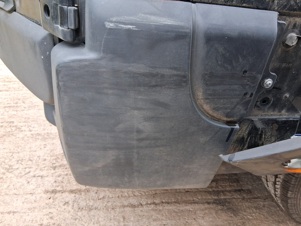 2021 NISSAN NV400 MK1 OSR DRIVER SIDE REAR RIGHT BUMPER CORNER BLACK