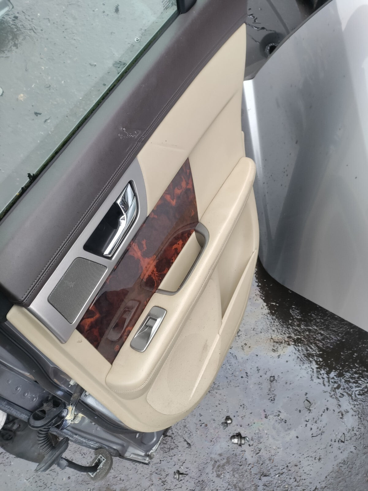 2009 JAGUAR XF X250 OSR DRIVER SIDE REAR COMPLETE DOOR SILVER