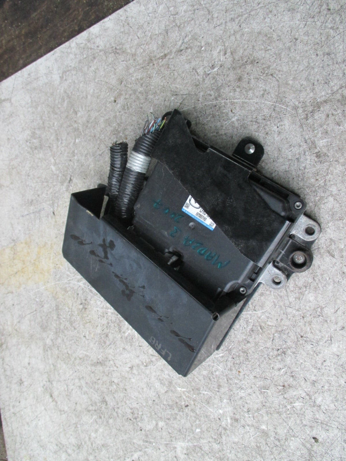 MAZDA 3 2007 MK1 ENGINE CONTROL MODULE UNIT ECU E6T56571H2