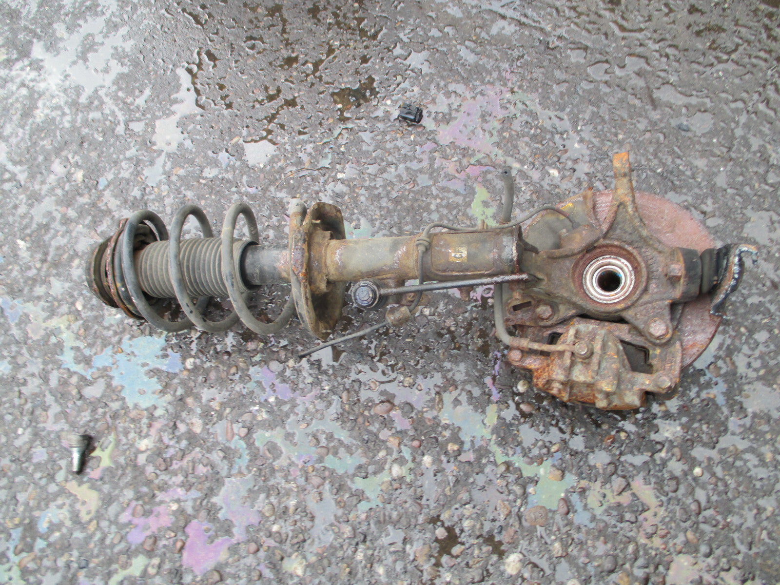 HYUNDAI I20 MK1 1.4 PETROL OSF DRIVER SIDE FRONT SHOCK SPRING LEG CALIPER