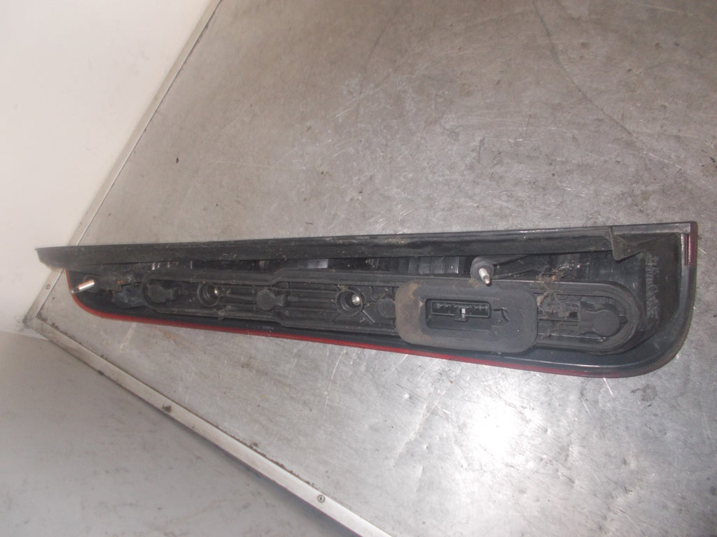 FORD FOCUS 2006 MK2 OSR DRIVER SIDE REAR TAIL LIGHT 3M5113N411AA