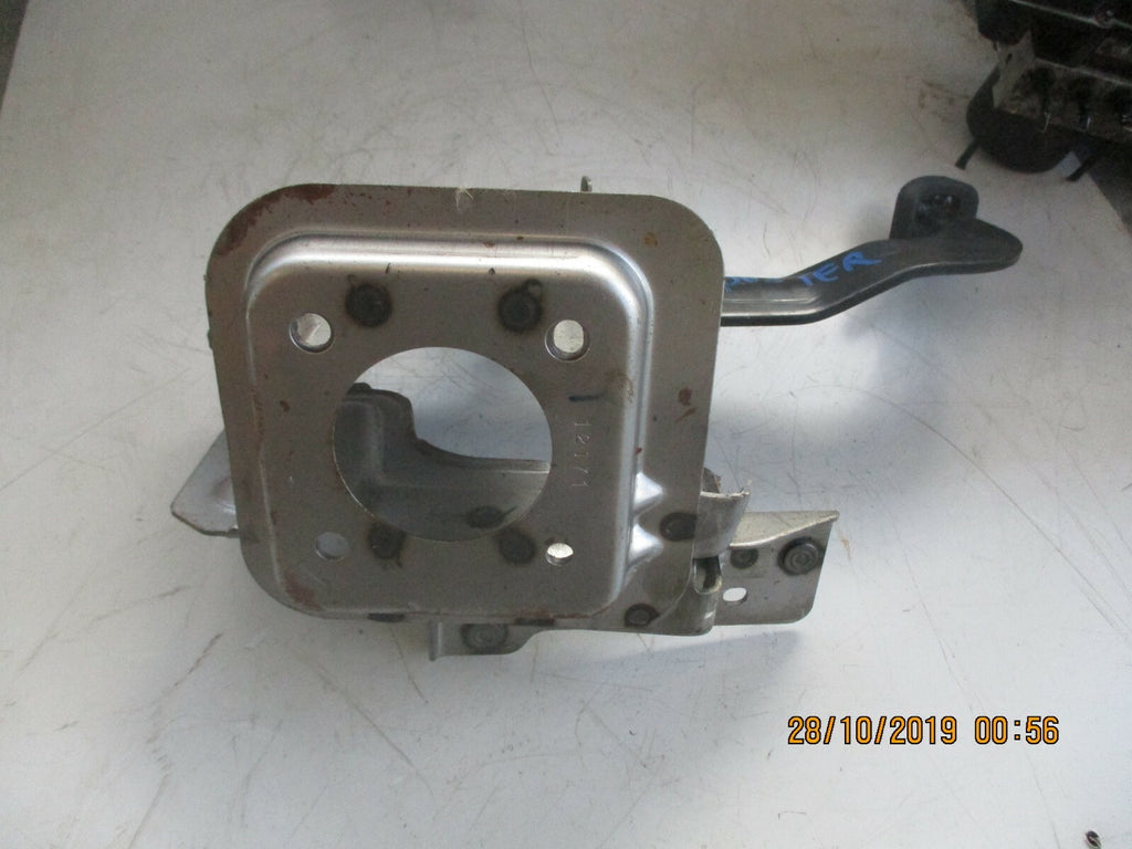 DACIA DUSTER 2017  MK1 BRAKE PEDAL 465018690R