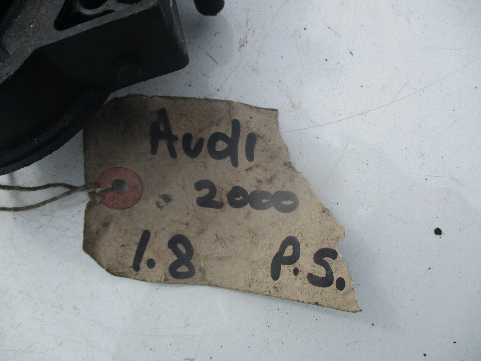 AUDI A4 B5 8D 2000 NSF PASSENGER SIDE FRONT WINDOW MOTOR 0130821787 BOSCH