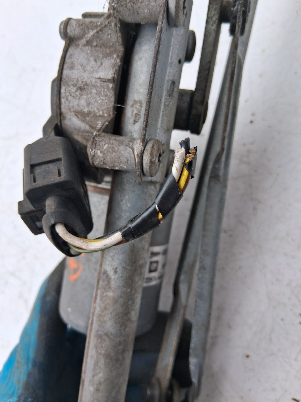 2012 VAUXHALL CORSA D FRONT WIPER MOTOR AND LINKAGE 40506812V