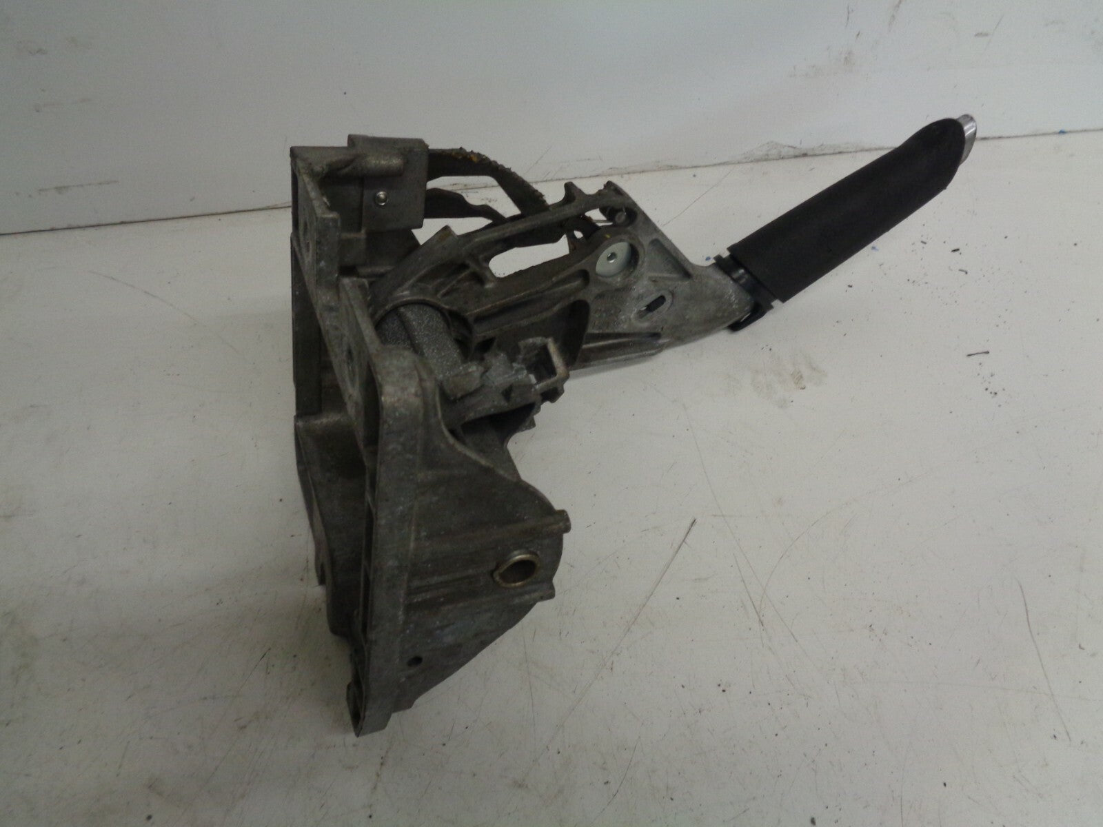 FORD FOCUS 2017 MK3 HANDBRAKE LEVER MECHANISM HANDLE