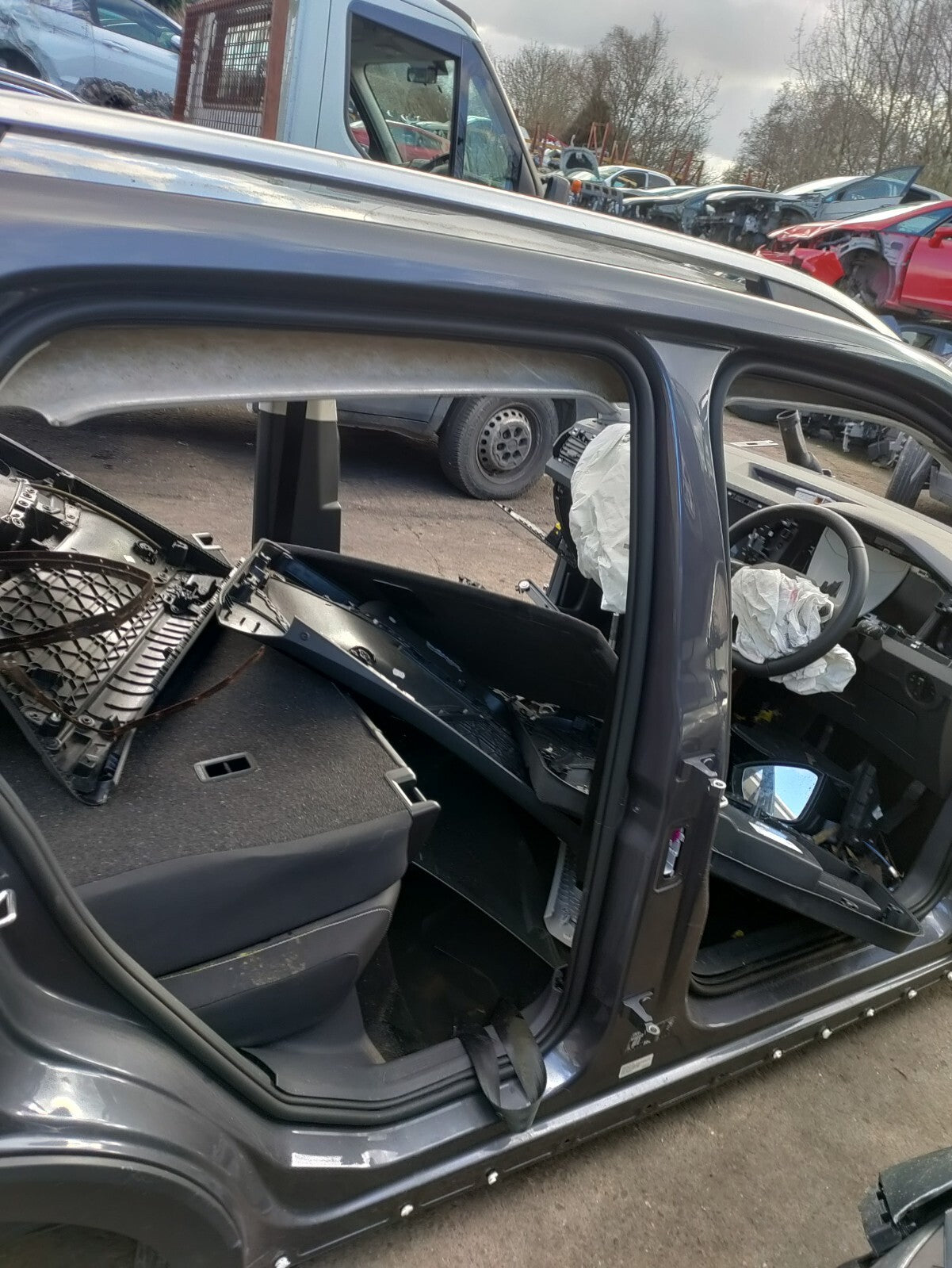 2023 VOLKSWAGEN T CROSS OS DRIVER SIDE B PILLAR QUARTER CUT