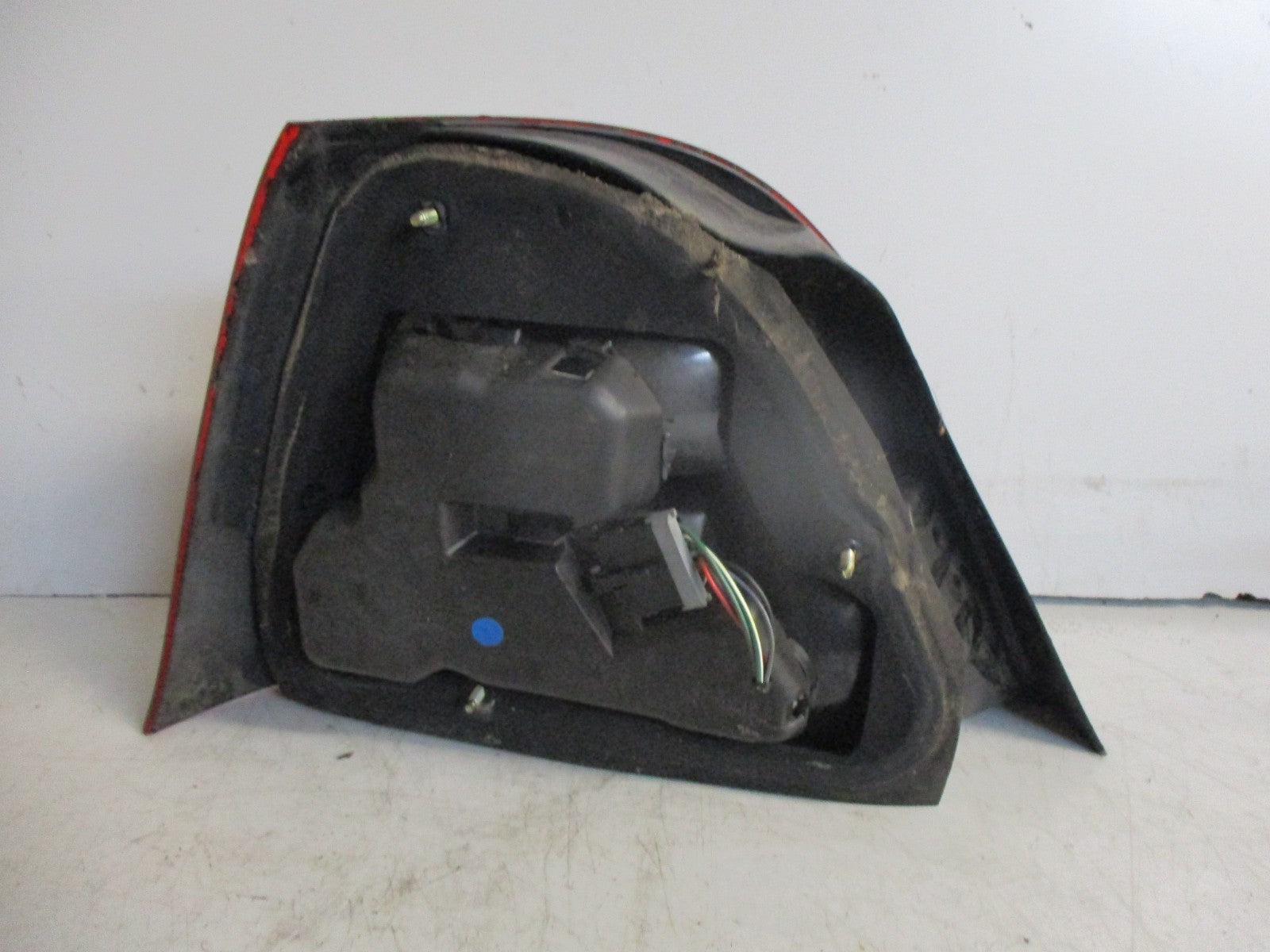 ROVER 200 OSR DRIVERS SIDE REAR TAIL LIGHT LAMP
