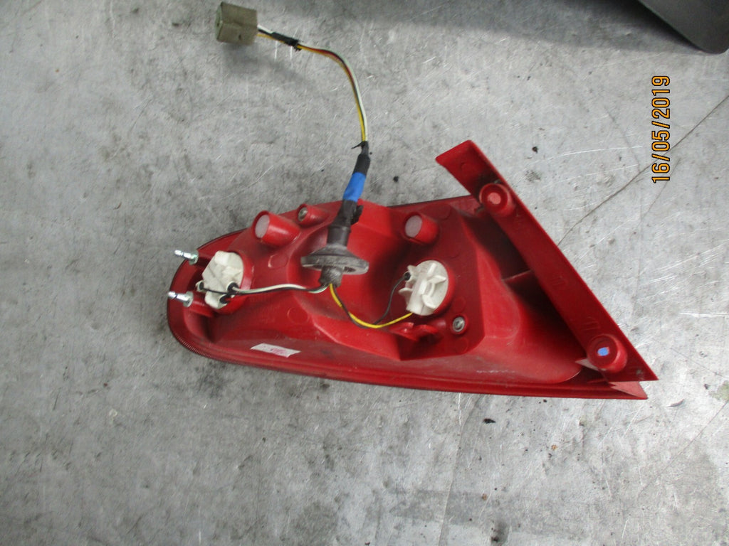 CHEVROLET LACETTI J300 (MK2) OSR DRIVER SIDE OUTER REAR LIGHT TAIL LIGHT