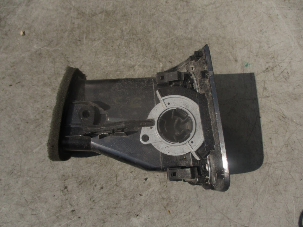 2015 VOLKSWAGEN GOLF MK7 OSF DRIVER FRONT DASHBOARD AIR VENT TRIM 5G2819710B