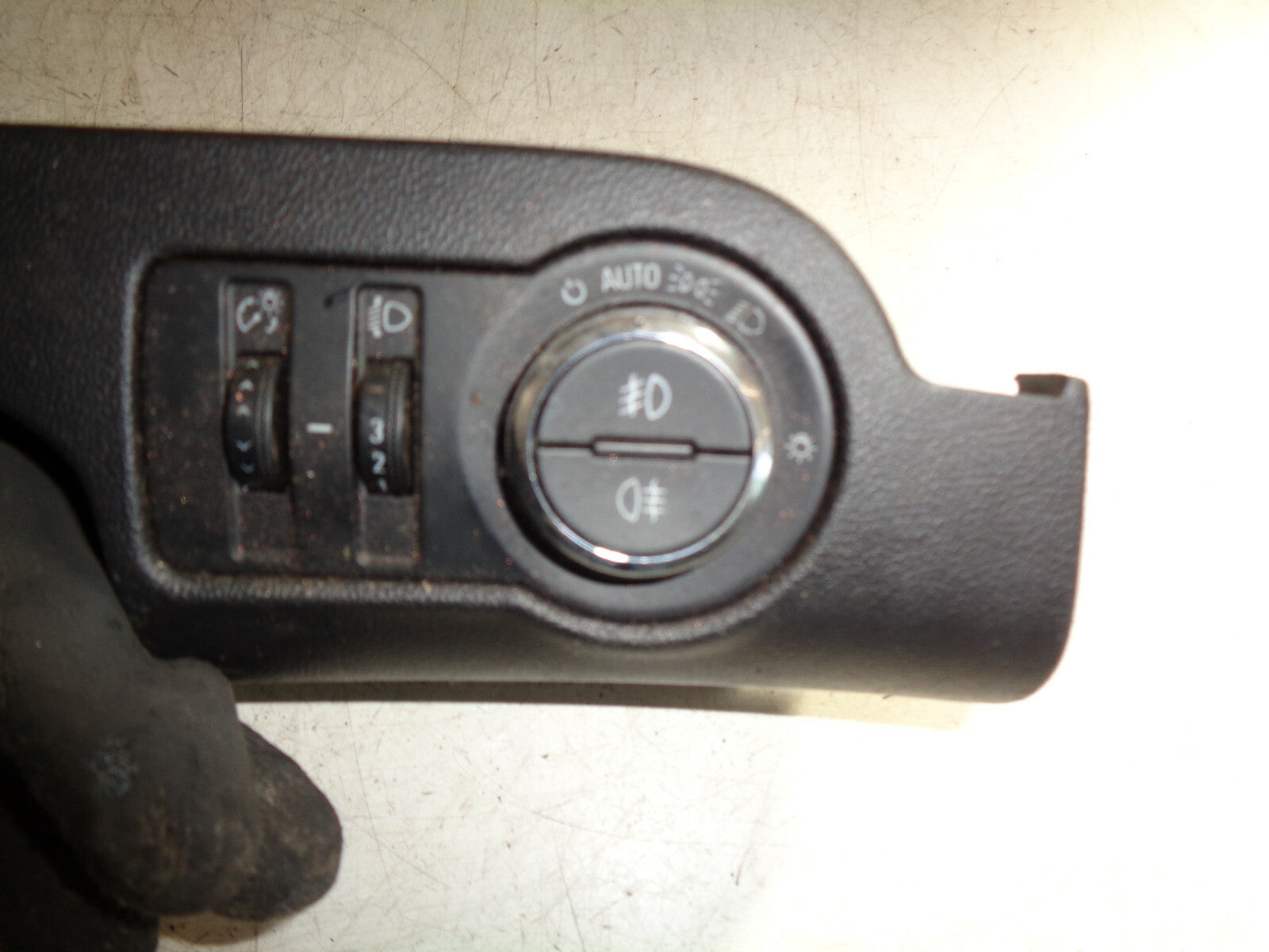 VAUXHALL INSIGNIA A MK1 2010 2.0 DIESEL HEADLIGHT LIGHTS CONTROL 13268694