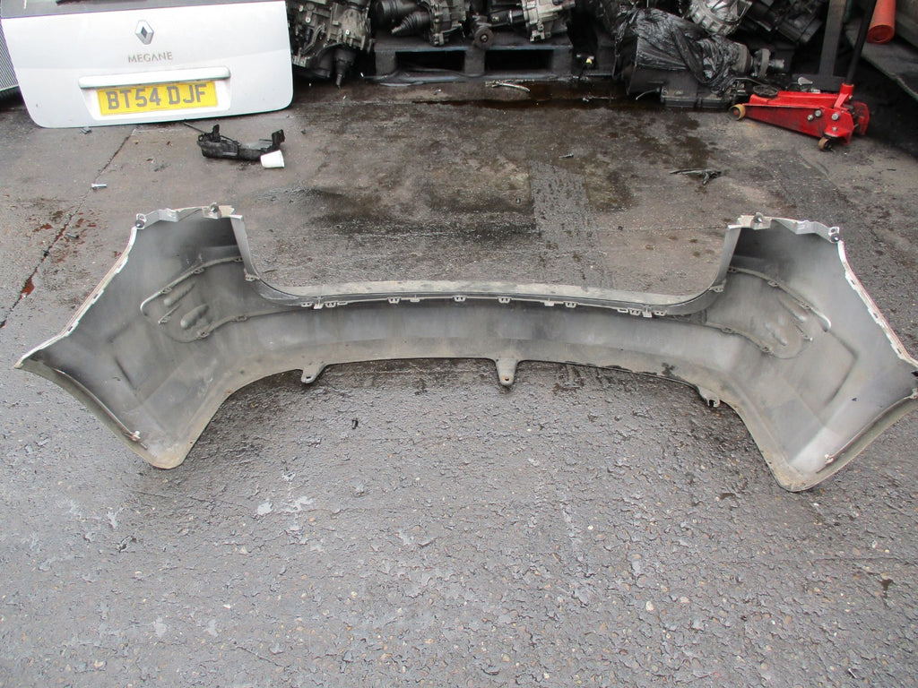 RENAULT MEGANE MK2 ESTATE REAR BUMPER SILVER