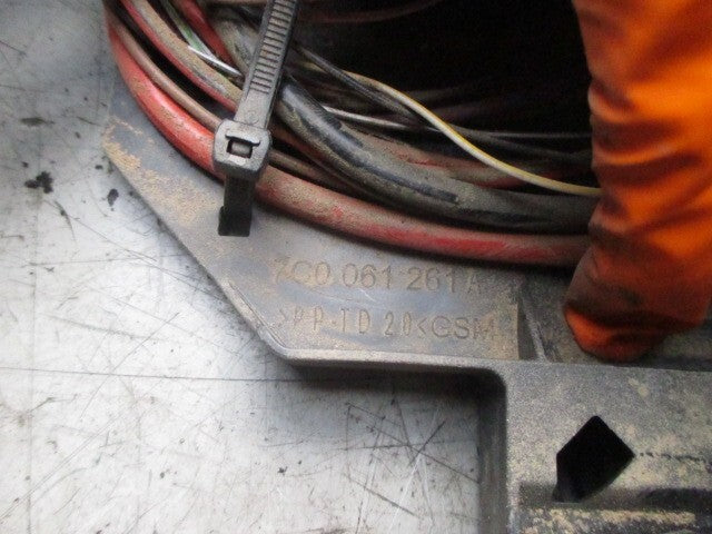 2022 VOLKSWAGEN CRAFTER UNDER BONNET FUSE BOX BOARD