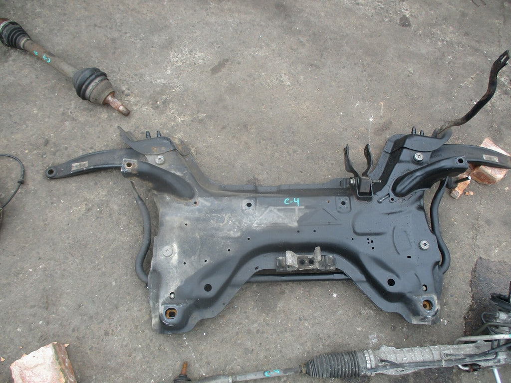 CITROEN C4 2006 FRONT SUBFRAME AND NEAR OFF SIDE WISHBONE 7ATGS11340582