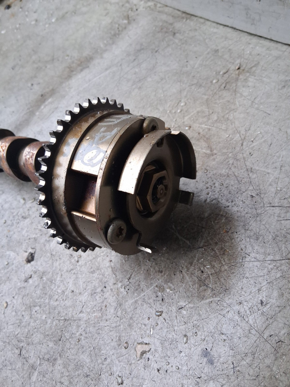 2018 VAUXHALL CORSA E PAIR OF CAMSHAFTS INLET 55562231