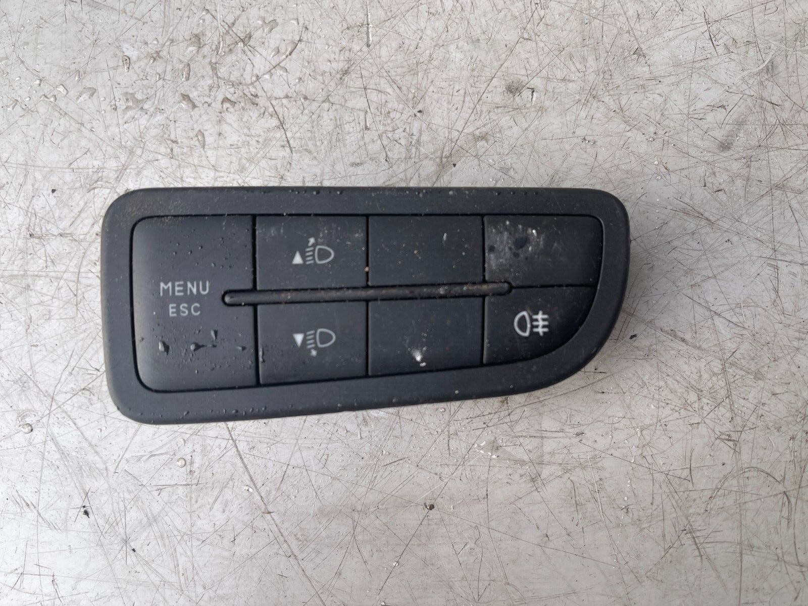 PEUGEOT BIPPER HEADLIGHT SWITCH PANEL CONTROL B569
