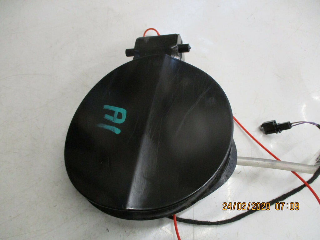 AUDI A1 8X 2017 PETROL DIESEL FUEL FILLER DOOR FLAP CAP COVER BLACK 8X0809906