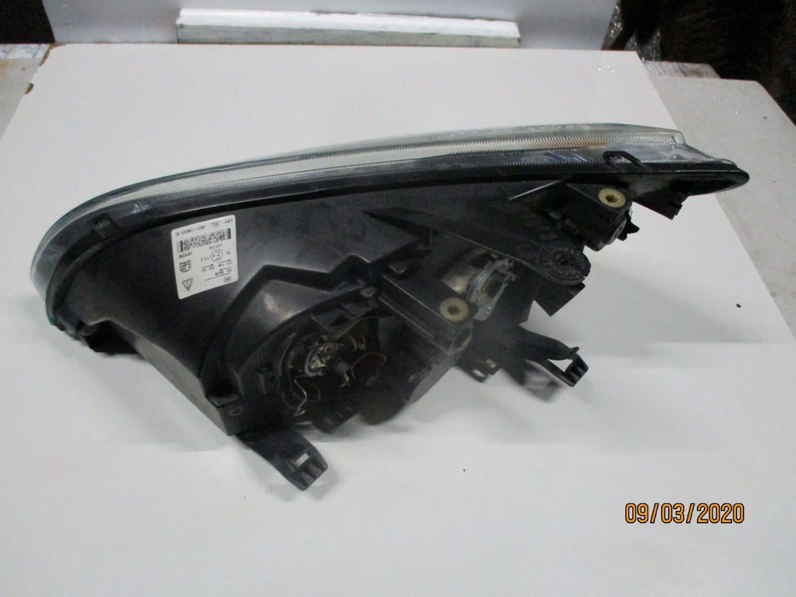 FORD FOCUS MK2 2006 OS DRIVER SIDE FRONT LIGHT HEADLIGHT LAMP 4M51-13W029-KC