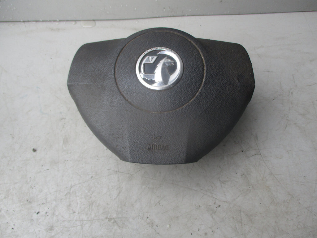 VAUXHALL ZAFIRA 2013 DRIVER STEERING WHEEL AIRBAG 13374705