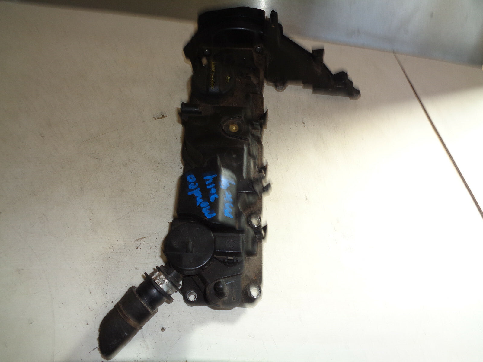 FORD MONDEO MK4 2014 1.6 TDCI ROCKER COVER + LID