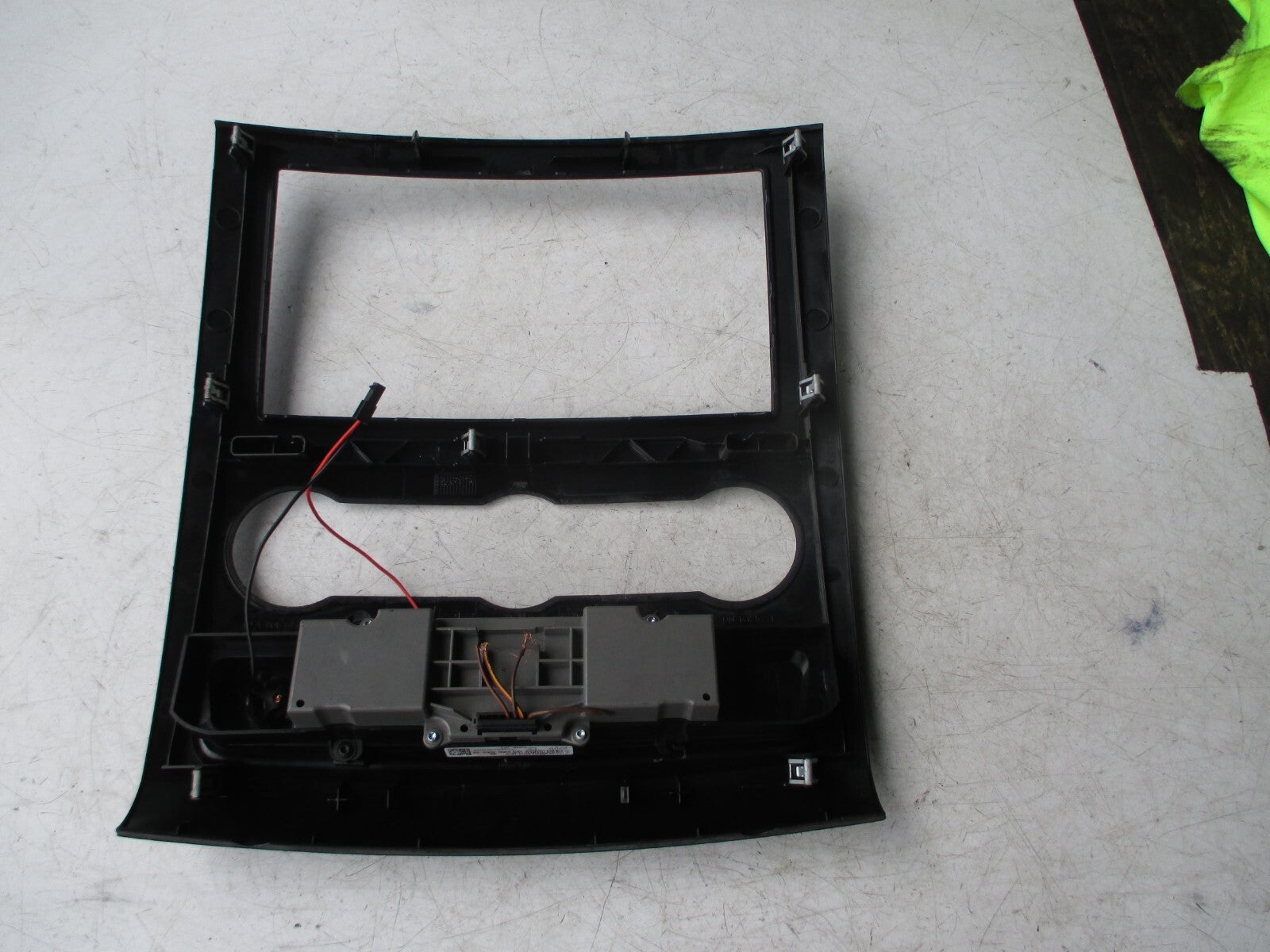 VOLKSWAGEN CRAFTER 2015 HAZARD SWITCH HEATER SURROUND TRIM BEZEL A9066800017