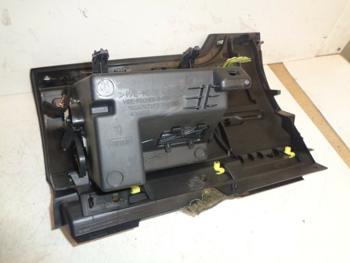 PEUGEOT 207 2010 GLOVEBOX LID DOOR COMPARTMENT BLACK 9150ZD00004717