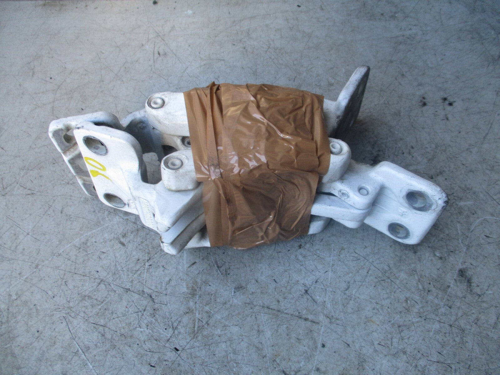 2022 MERCEDES W907 SPRINTER NSR PASSENGER SIDE REAR DOOR BOTH HINGES A9107408900