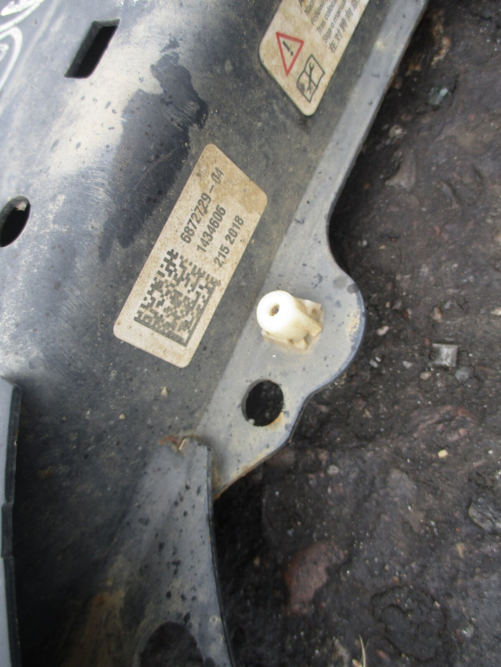 BMW X1 F48 2.0 DIESEL FRONT SUBFRAME CRADLE 6872729