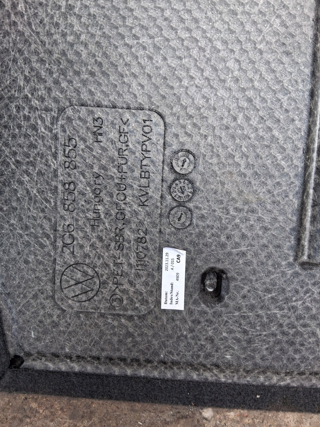 2024 VOLKSWAGEN POLO MK6 FACELIFT REAR STORAGE PARCEL SHELF LOAD COVER 2G6858855