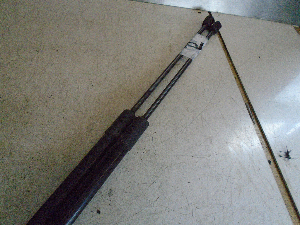 VAUXHALL CORSA E 2018 5 DOOR REAR TAILGATE STRUTS PAIR 39089133