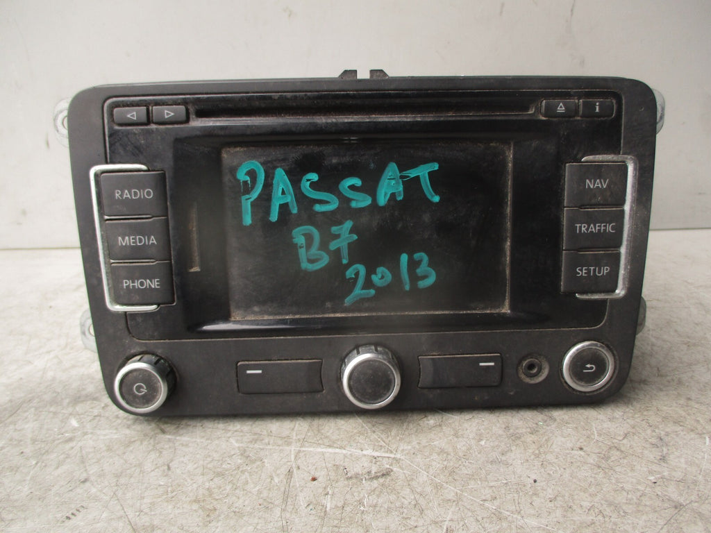 2013 VOLKSWAGEN PASSAT B7 SAT NAV RADIO CD PLAYER HEAD UNIT 3C0035279G