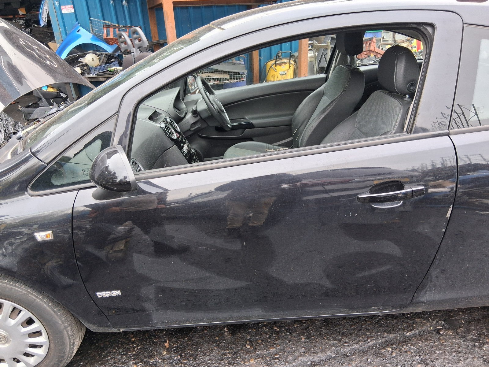 2009 VAUXHALL CORSA D 3 DOOR NSF PASSENGER SIDE LEFT COMPLETE DOOR BLACK