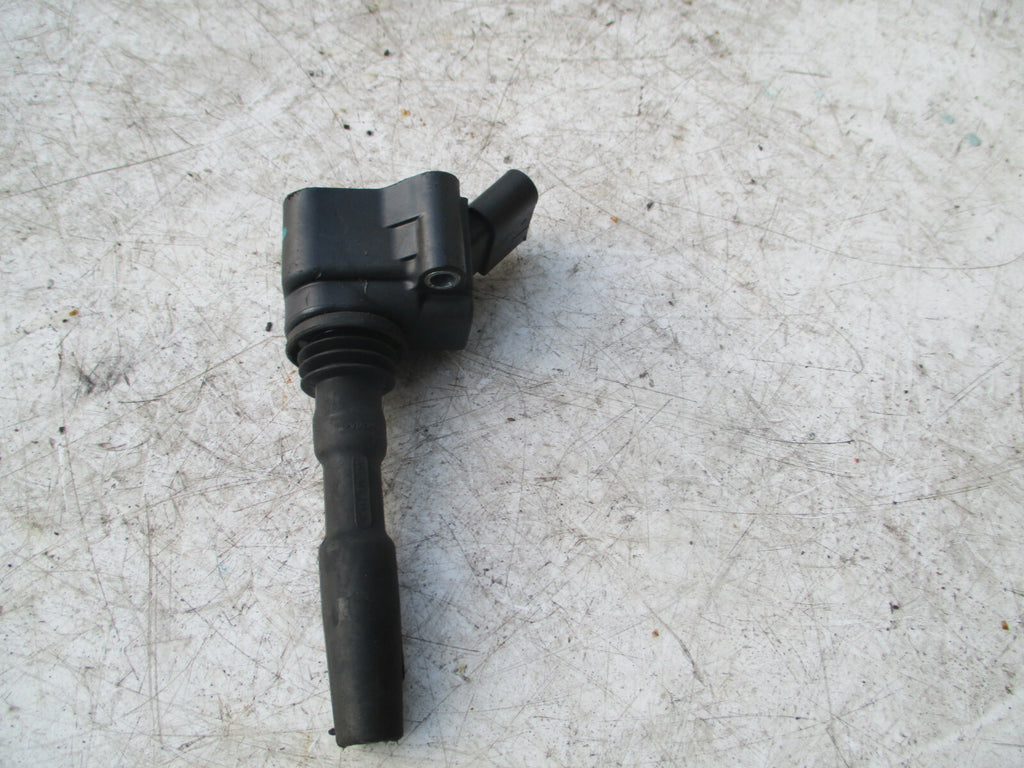 VW VOLKSWAGEN POLO 2017 1.2 PETROL ENGINE IGNITION COIL 04E905110E REF 4