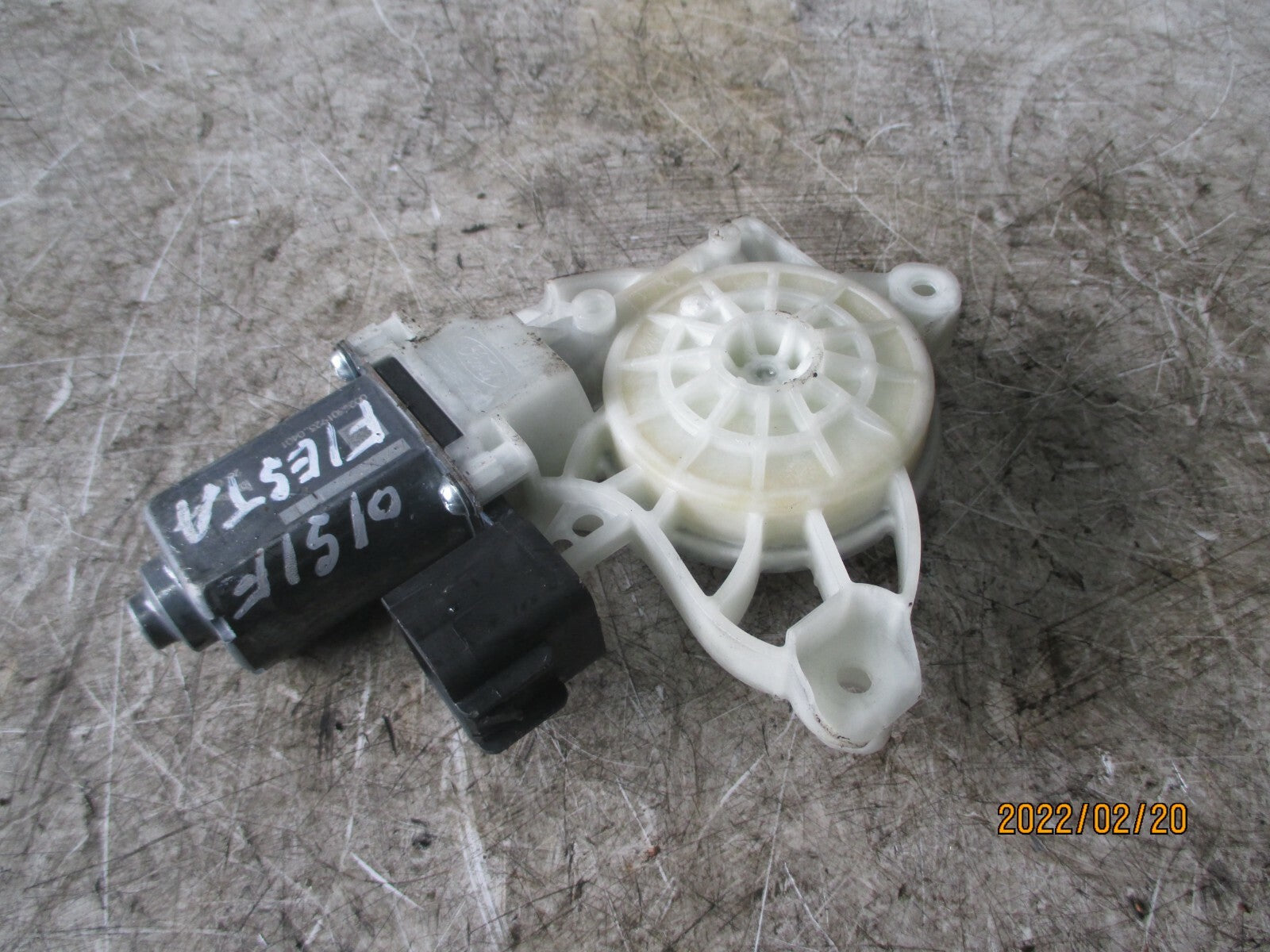 FORD FIESTA MK8 2019 OSF DRIVER SIDE FRONT WINDOW MOTOR A75655111