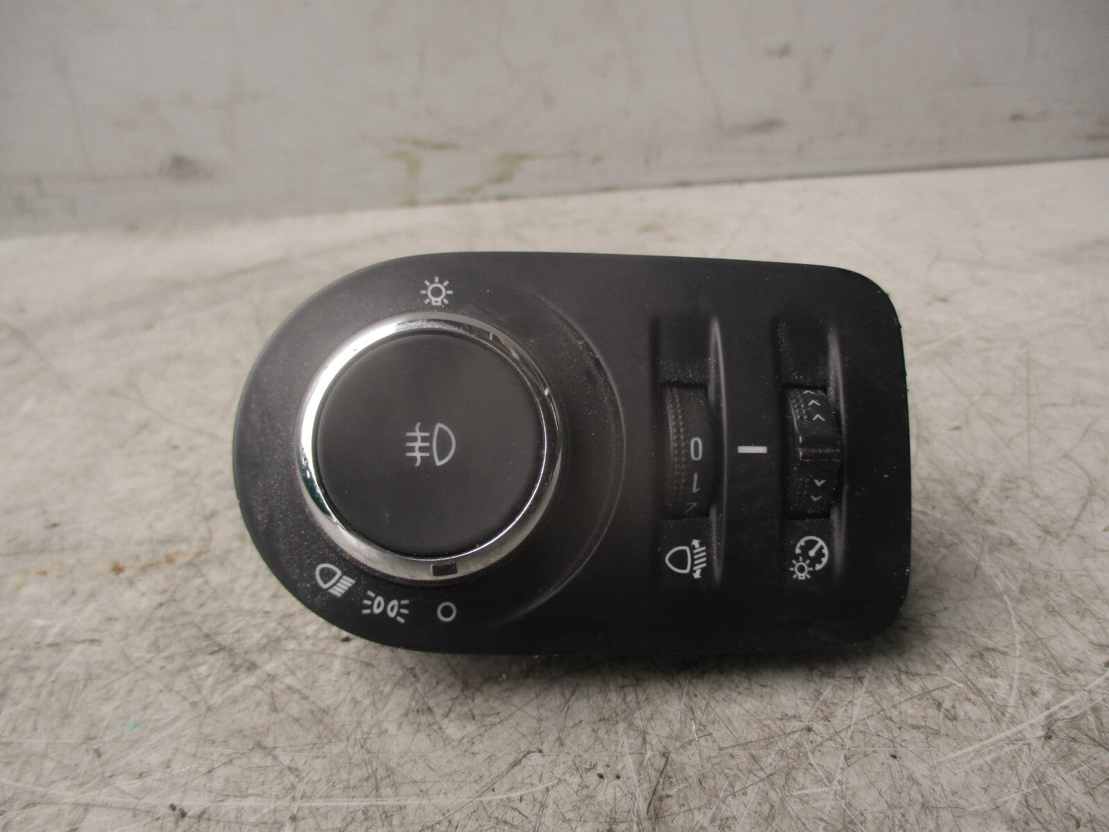 2017 VAUXHALL ZAFIRA C TOURER MK3 HEADLIGHT CONTROL SWITCH CONTROL UNIT 39049504