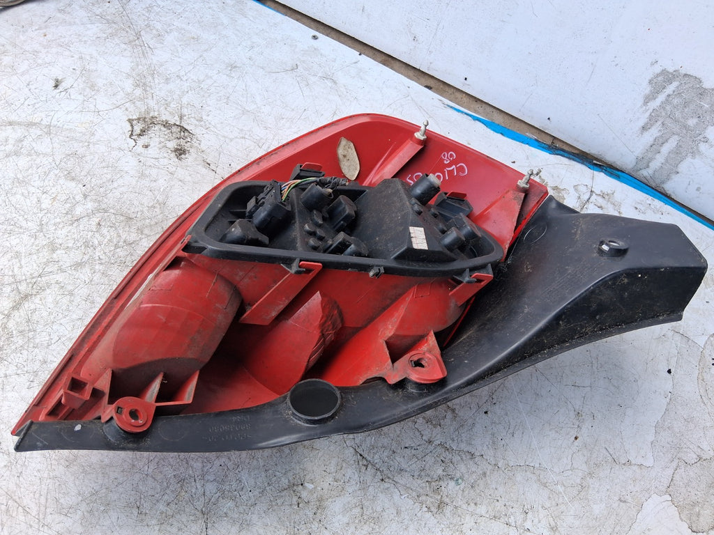 2008 RENAULT CLIO MK3 OSR DRIVER SIDE REAR TAIL LIGHT LAMP