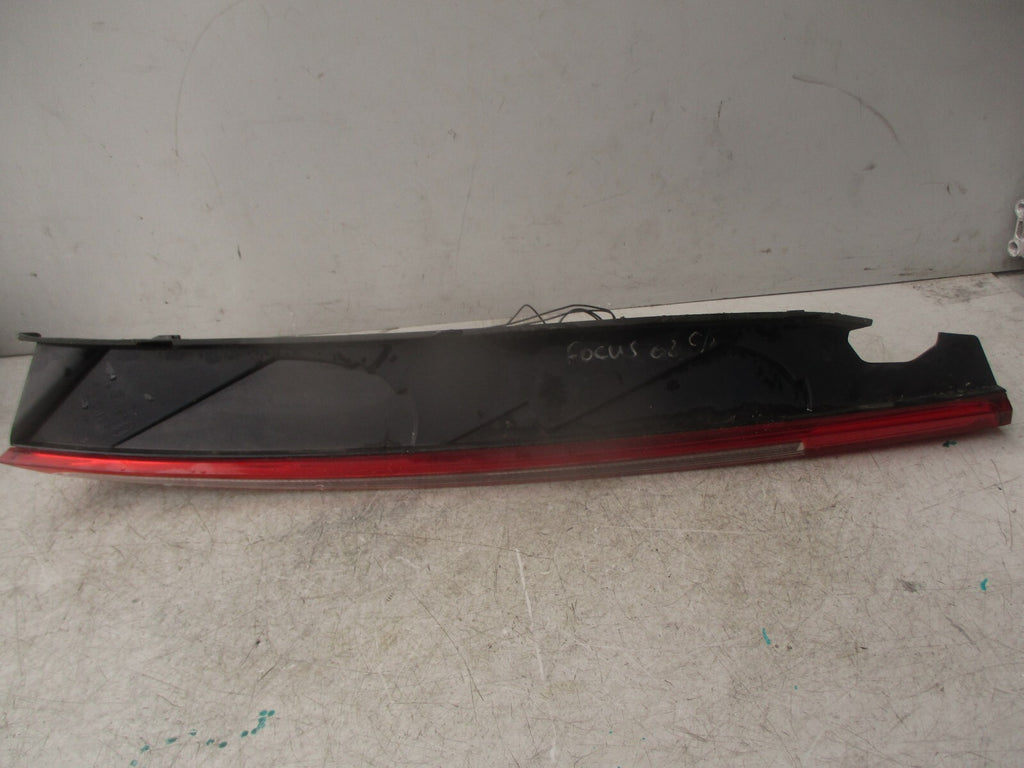 2008 FORD FOCUS MK2 OSR DRIVER SIDE REAR RIGHT TAIL LIGHT TAIL LAMP 8M5113404A