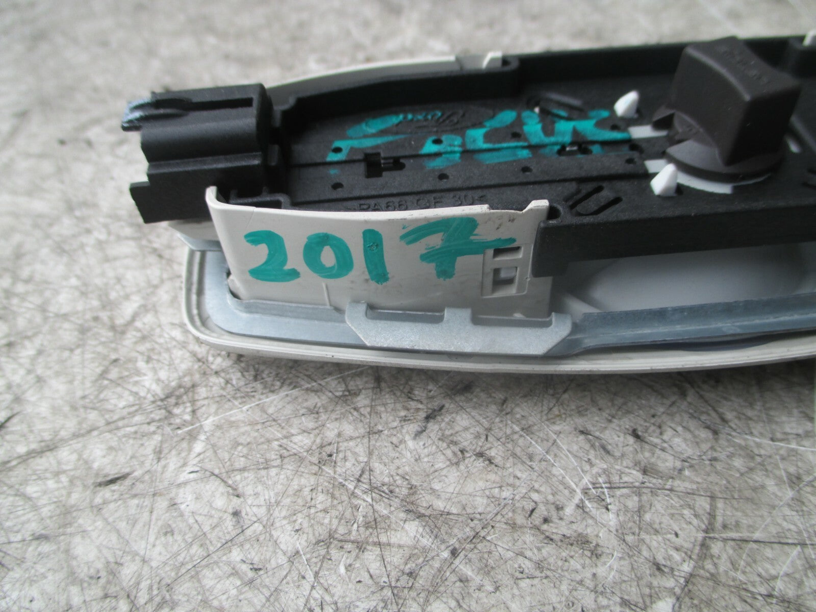 FORD FOCUS 2017 MK3 REAR INTERIOR ROOF LIGHT BM5113776FE