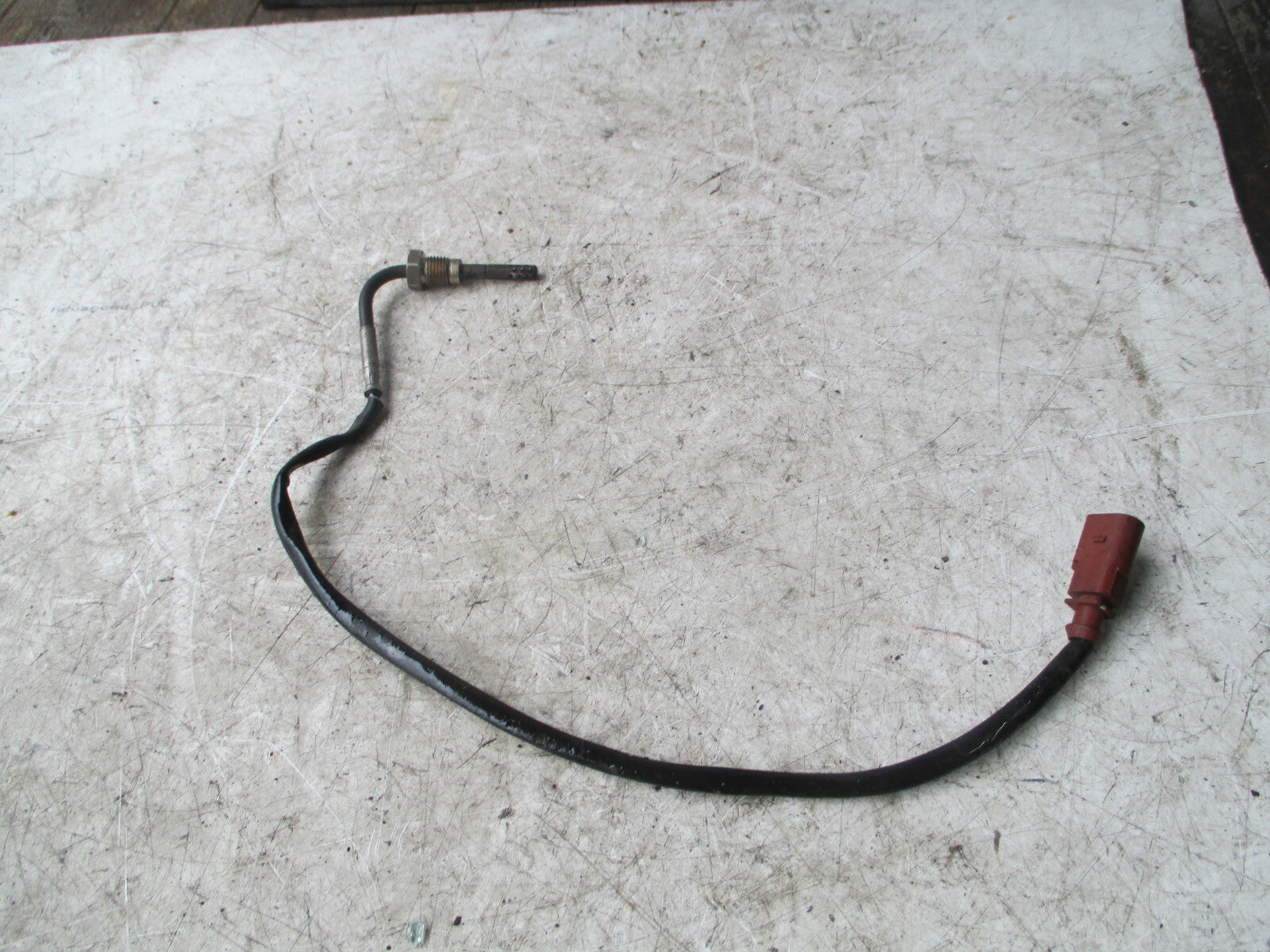 AUDI A4 2014 B8 2.0 TDI DIESEL EXHAUST TEMPERATURE SENSOR 4G0906088K