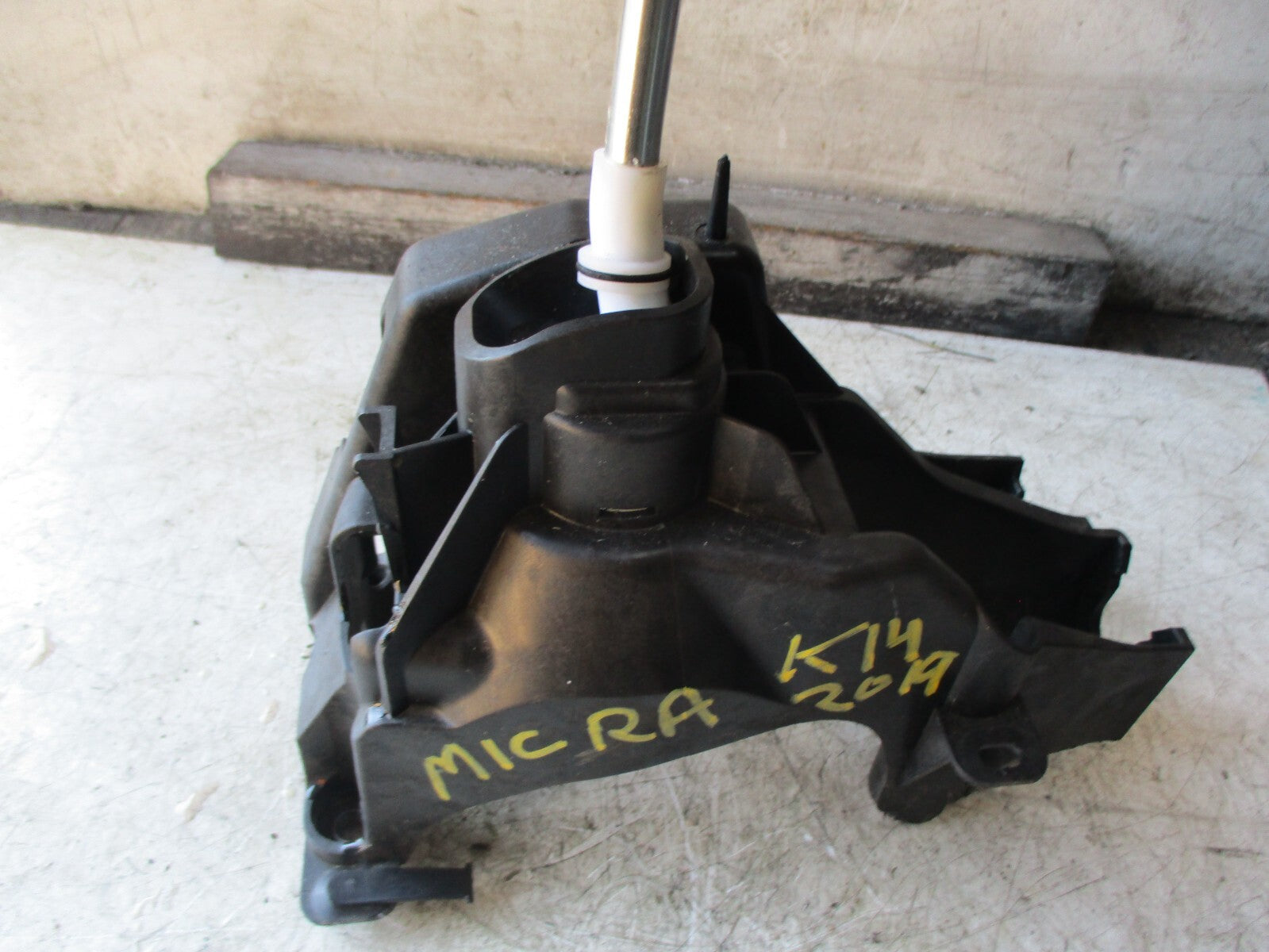NISSAN MICRA K14 2019 0.9 PETROL 5 SPEED MANUAL GEARSTICK GEARSHIFTER STOP START