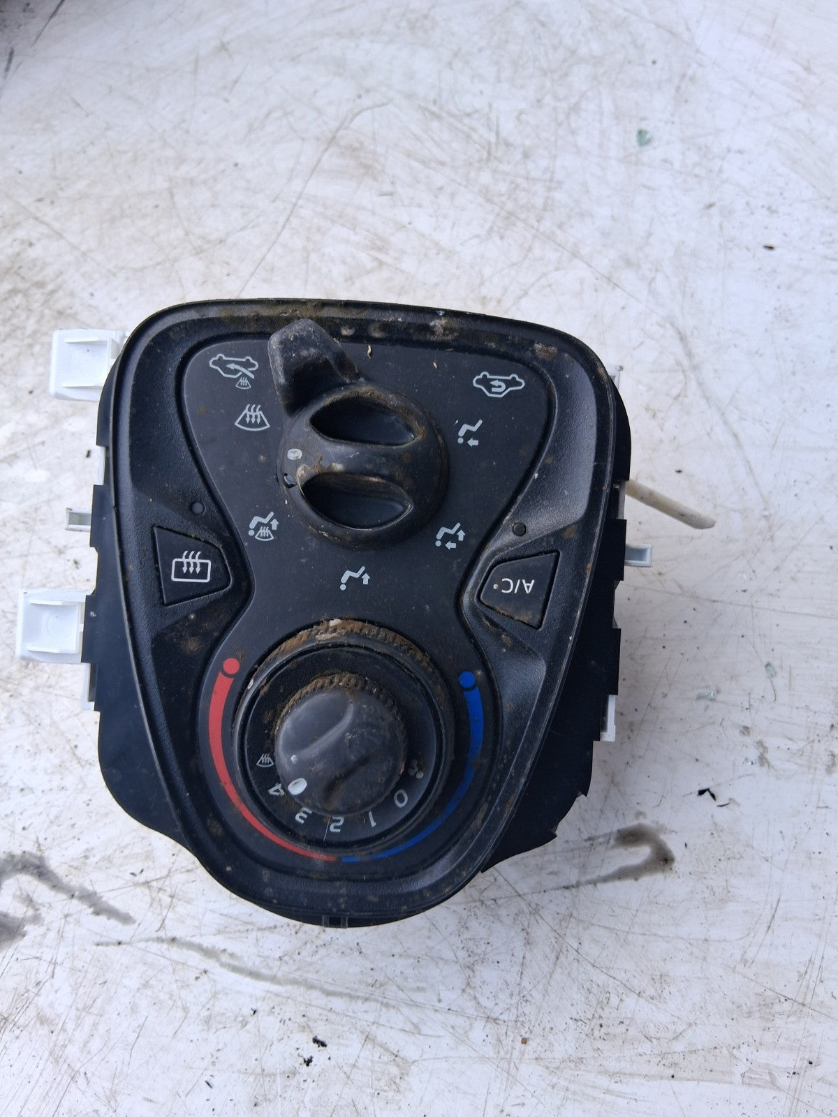 2016 PEUGEOT 108 MK2 AC HEATER CLIMATE CONTROL SWITCH PANEL 55900YV030